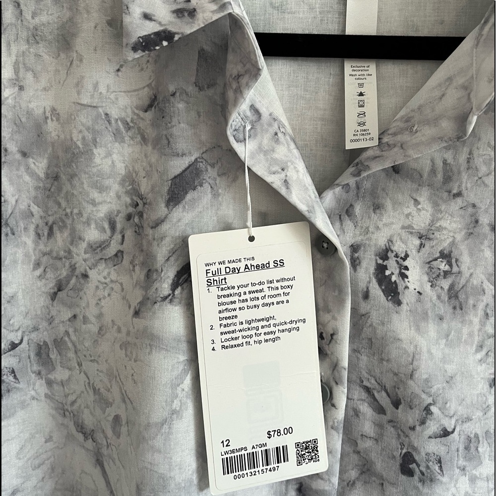 NWT lululemon womens shirt